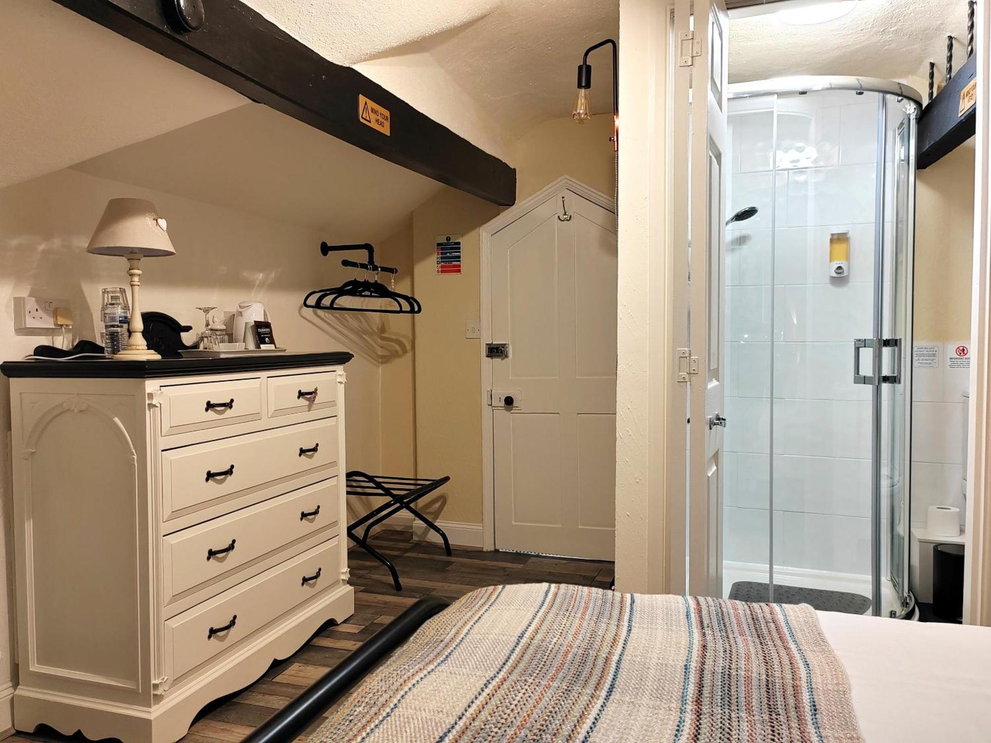 Puddle Duck Lodge - Adults Only Bowness-on-Windermere Ruang foto